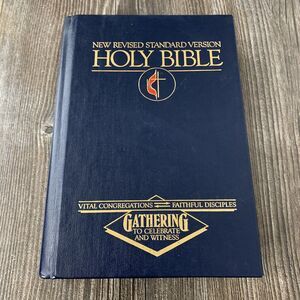 COKESBURY NRSV PEW UNITED METHODIST EDITION BIBLE 1990 - Hardcover